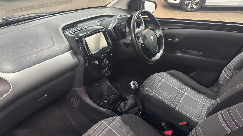 Peugeot 108 1.2 PureTech Allure 5dr Petrol Hatchback